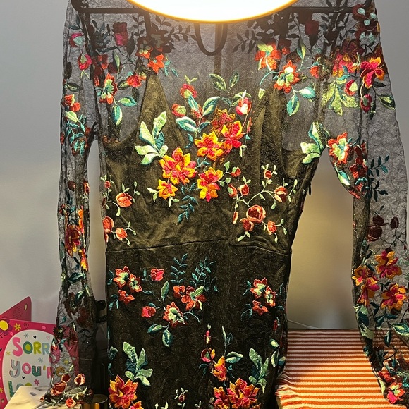 Missguided Embroidered Tunic Dress with Slip - Size 12 - Picture 4 of 4